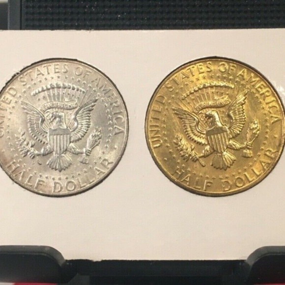 2 [Two] 1964 Kennedy Half Dollars In Snap Pack Beautiful Silver And Golden Tones - Picture 4 of 6